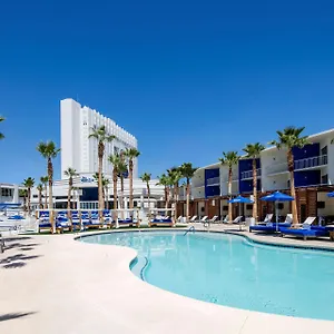 Tropicana Vegas A Doubletree By Hilton & Casino - Free Parking Курортный комплекс