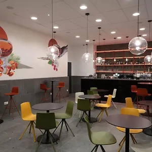  Albergue Equity Point Hungria